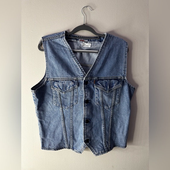 Vintage Levi’s vest - Picture 1 of 6